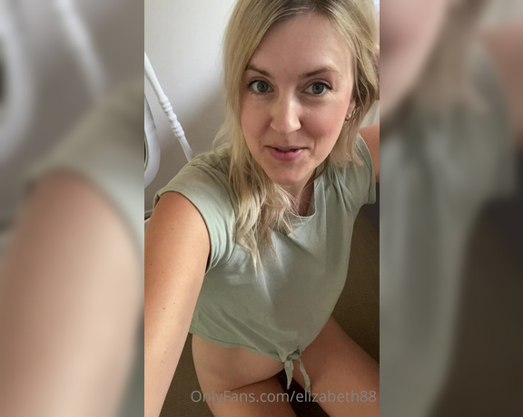 Elizabeth aka Elizabeth88 OnlyFans - Introducing butt week also, offering 2 for 1 deal on my older solo anal play videos Tip $14 and I’l