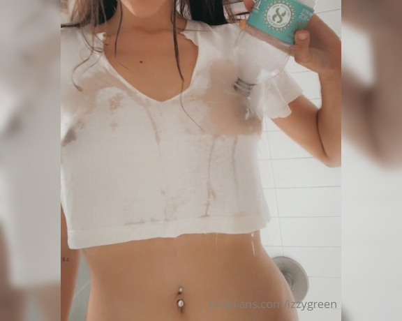 Izzy Green aka Izzygreen OnlyFans - Wet t shirt challenge for my loves 2