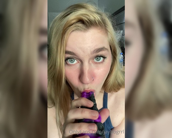 Jaybbgirl aka Jaybbgirl OnlyFans - I will get to the point where I can shove it down my throat I want to be throat fucked