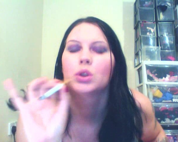 Filthyfuckingwhore Smoking Fetish