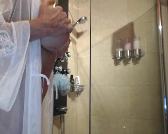 Fitcougar Morning Shower