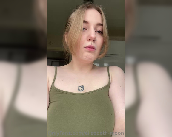 Elizabeth Moon -  I wanna spit the water in your mouth, cause I think you are thirsty after,  Tattoo, Solo