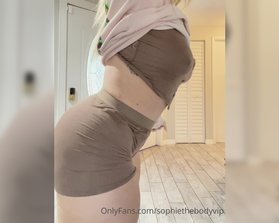 Sophie VIP aka Sophiethebodyvip OnlyFans - Tell me your thoughts