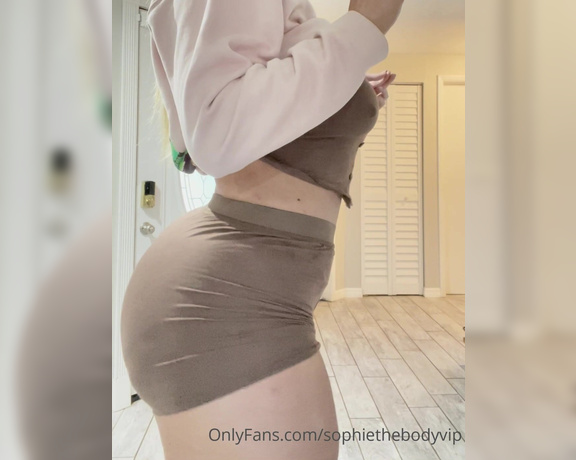 Sophie VIP aka Sophiethebodyvip OnlyFans - Tell me your thoughts