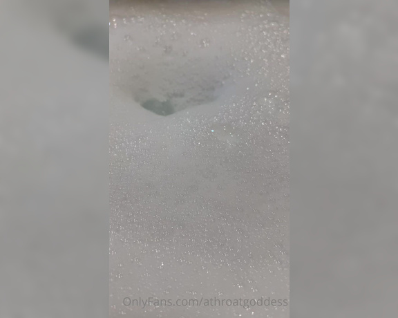 Throatgoddess aka Athroatgoddess OnlyFans - Sooo i was taking a bath last night… This turned into an orgasm haha The bubbles sadly covered every
