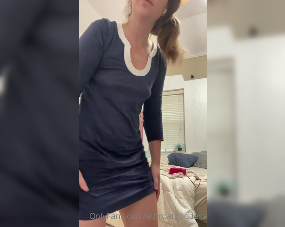 Throatgoddess aka Athroatgoddess OnlyFans - 12 hours of being plugged Swipe for the pic but you guys know i love the vids haha 1