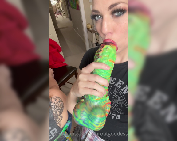 Throatgoddess aka Athroatgoddess OnlyFans - I just found this in my camera roll This is literally a perfect ad for suction blowjobs hahaha Als