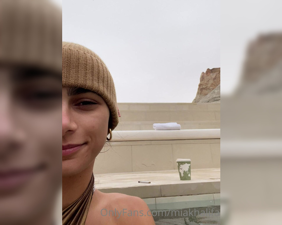 Mia Khalifa aka Miakhalifa OnlyFans - It snowed in Utah Is this the hell freezing over” everyone is always talking about