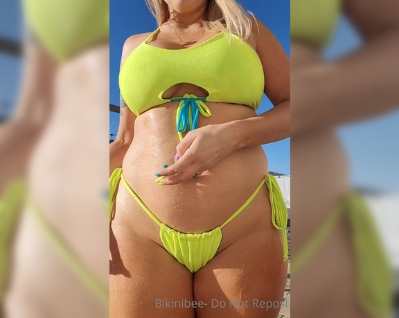 Bikinibee aka Bikinibee OnlyFans - Such a fun Vibrant color like my soul! I see neon yellow, what do you see