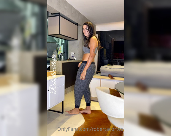 Roberta Cortes TS aka Robertacortes OnlyFans - Hello guys I know every body is waiting for this video , i just arrive in So Paulo and i have a gre