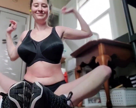 KCupQueen aka Kcupqueen OnlyFans - New workout clip! Hula hoop, stretching, elliptical, and shower! Send a tip if youd like to be my