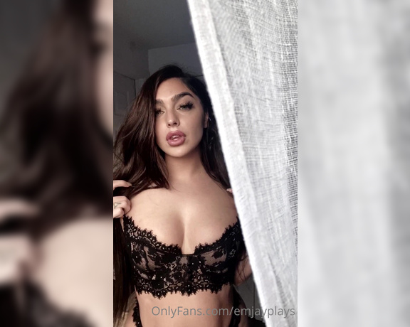 Emily aka Emjayplays OnlyFans - Tell me you want to see naked Now