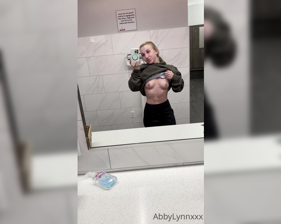 Abby Lynn Fit aka Abbylynnxxx OnlyFans - Post workout