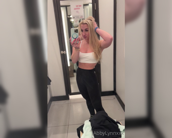 Abby Lynn Fit aka Abbylynnxxx OnlyFans - Don’t worry I’m getting cute clothes for you 1