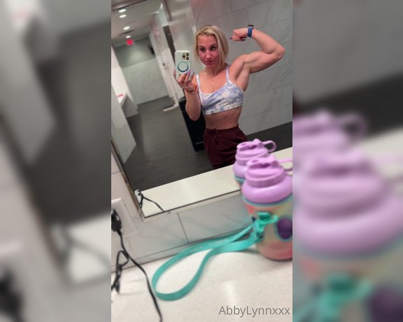 Abby Lynn Fit aka Abbylynnxxx OnlyFans - Always room for gym flashes