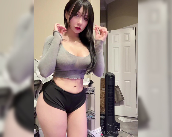 AsianBunnyx aka Asianbunnyx OnlyFans - Letting you appreciate the bountiful peaches from the back