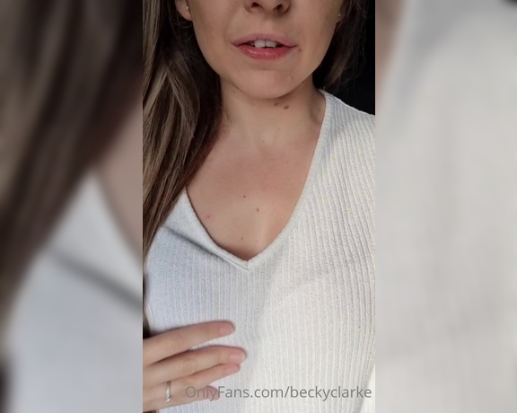 Becky aka Beckyxxoo OnlyFans - CLOSED Would you buy me a drink if you saw me out Well now Is your chance Obviously all tips
