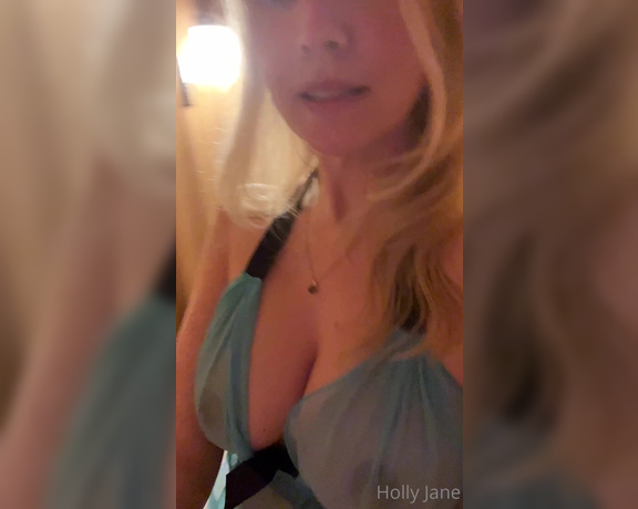 Holly Jane aka Hollyjaneloves69 OnlyFans - I’m thinking about you in the sauna My pussy is so wet and I love coming in here when I masturbate