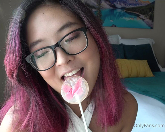 Kimberly Yang aka Sexythangyang OnlyFans - Want a lick