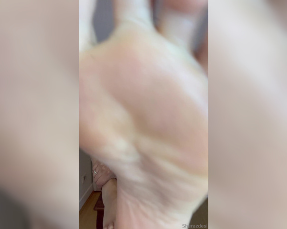 Sheraz Desi aka Sherazdesi OnlyFans - Lick my soles