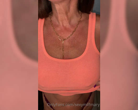 TheMaryBurke aka Themaryburke OnlyFans - Everyone always asks if I’m cold No, my nipples are always perky Been that way my whole life
