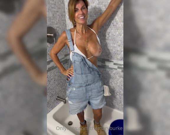 TheMaryBurke aka Themaryburke OnlyFans - The shower is complete Ready for testing