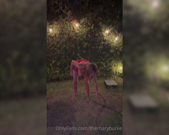 TheMaryBurke aka Themaryburke OnlyFans - More overnight sprinkler action