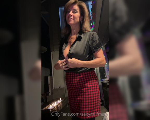 TheMaryBurke aka Themaryburke OnlyFans - Won’t you be my neighbor