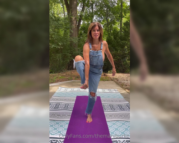 TheMaryBurke aka Themaryburke OnlyFans - Morning Yoga