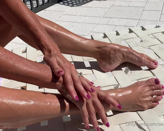 TheMaryBurke aka Themaryburke OnlyFans - Pool time Oil the feet and legs