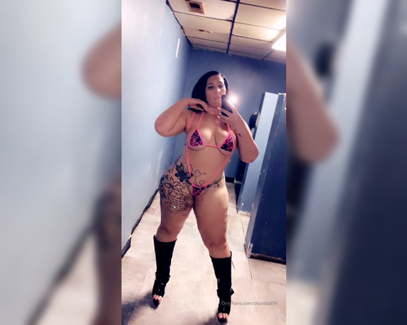 Thunda859 aka Thunda859 OnlyFans - Stripper life 4