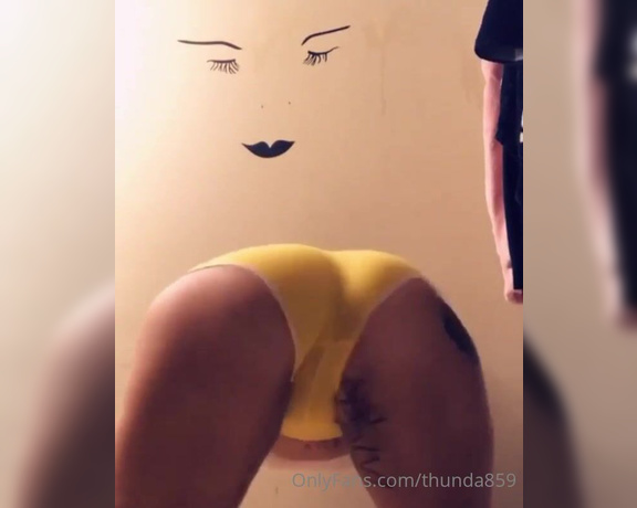 Thunda859 aka Thunda859 OnlyFans - Twerking queen  19