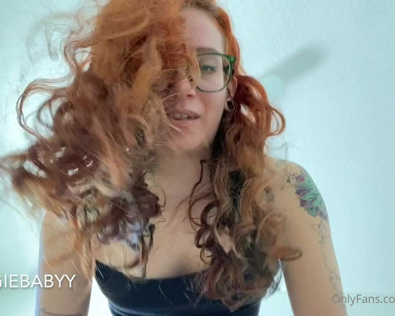 veggiebabyy aka Veggiebabyy OnlyFans - Femdom FSunday This huge cock pegging roleplay video will be in your DMs in a sec ) (oh, and its 30