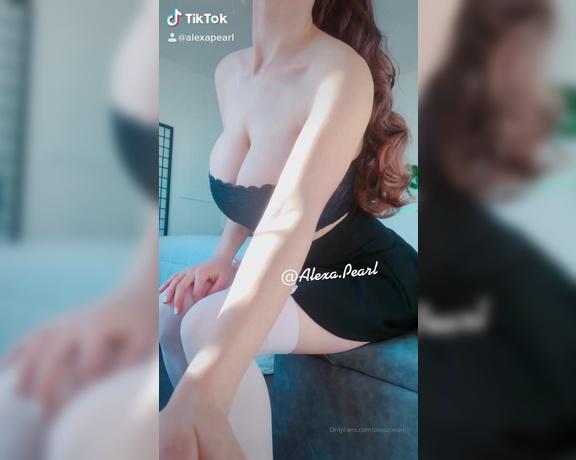 AlexaPearl aka Alexapearl OnlyFans - You wanted a tease didnt you Well I wanted to tease you so it worked out perfectly now didnt it )