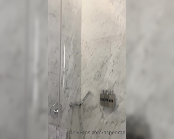 Aspen Rae aka Aspenrae OnlyFans - Guess who got herself into a private shower in the lounge at the Istanbul airport This may have