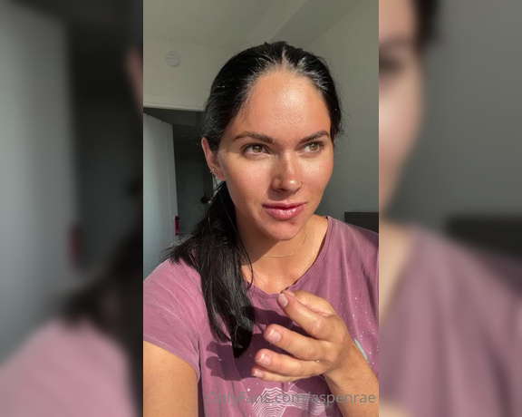 Aspen Rae aka Aspenrae OnlyFans - IM HOME!!!! (Don’t mind the massive pimple on my chin, I was in a mask for 36 hours ) I have so