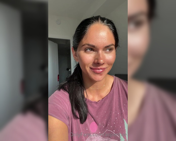 Aspen Rae aka Aspenrae OnlyFans - IM HOME!!!! (Don’t mind the massive pimple on my chin, I was in a mask for 36 hours ) I have so