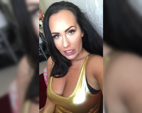 BeckyDee aka Beckyxdee OnlyFans - Doing skypes right now