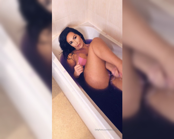 BeckyDee aka Beckyxdee OnlyFans - Watch all the way till the end check your Dms
