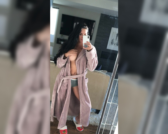 Aspen Rae aka Aspenrae OnlyFans - My robe is super snuggly, but better when I take it off Good morning!!