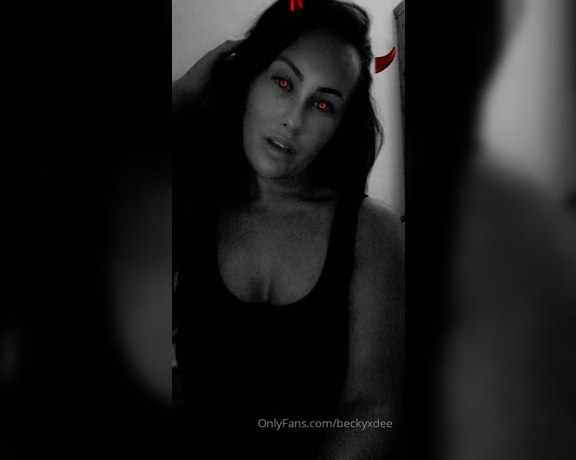 BeckyDee aka Beckyxdee OnlyFans - She’s just a devil woman on your mind