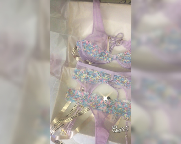 BeckyDee aka Beckyxdee OnlyFans - Sexy New lingerie that one licky sissy treated me to isnt it gorg