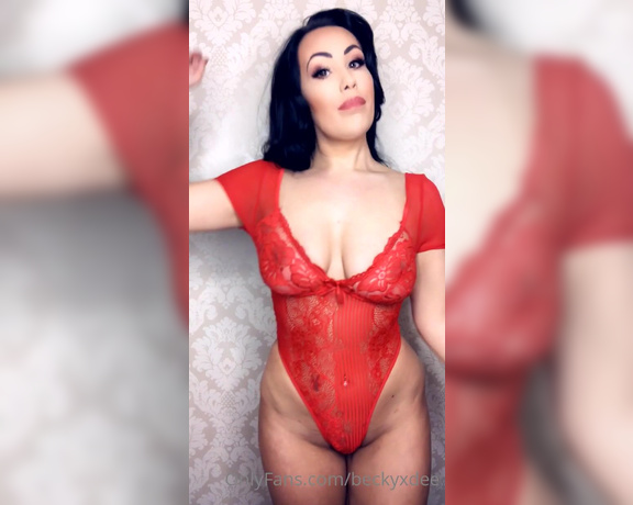 BeckyDee aka Beckyxdee OnlyFans - Check your Dms Filming customs today an taking skype bookings