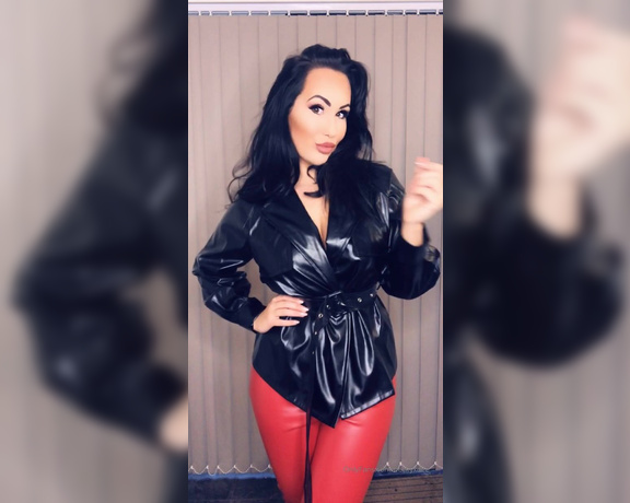 BeckyDee aka Beckyxdee OnlyFans - Love this pvc jacket top