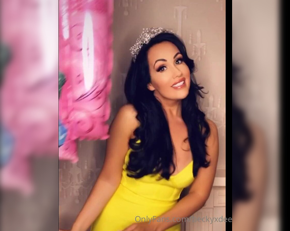 BeckyDee aka Beckyxdee OnlyFans - Thank you for all your gifts an tributes so far guys for my Birthday means alot
