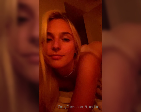 Dani Fae aka Danifae OnlyFans - Dulces sueos