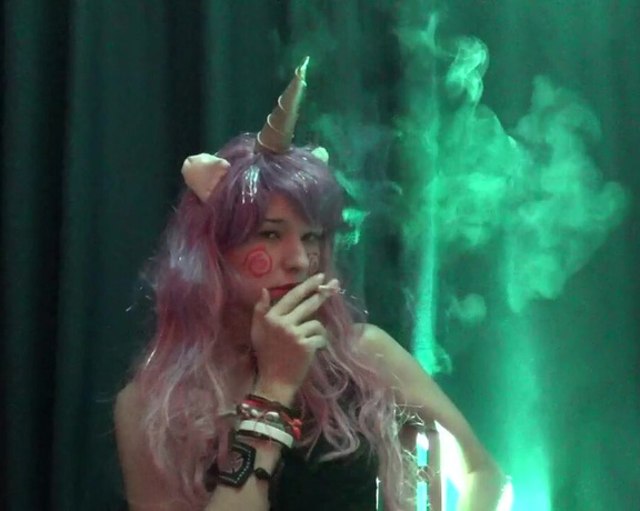 Goddess Vanessa Halloween Smoking