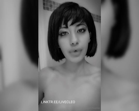 Cleo Patra aka Livecleo OnlyFans - I have a Problem Please help