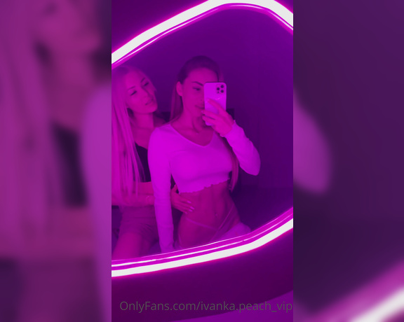 Ivanka Peach aka Ivankapeach_vip OnlyFans - Finally I met my hot and horny stepsister @onlyshams Are you waiting for more naughty videos