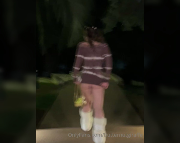 Kayla aka Butternutgiraffe OnlyFans - Full ass grabbing video from the other night